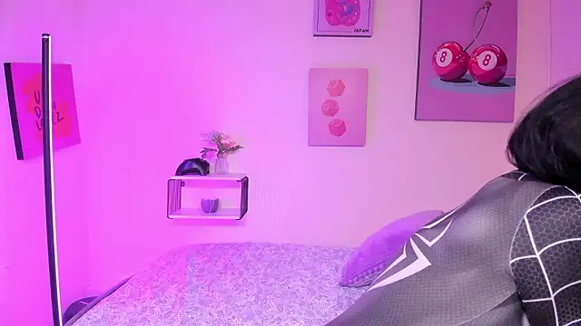 Selene bennet online show from February 15, 4:14 pm