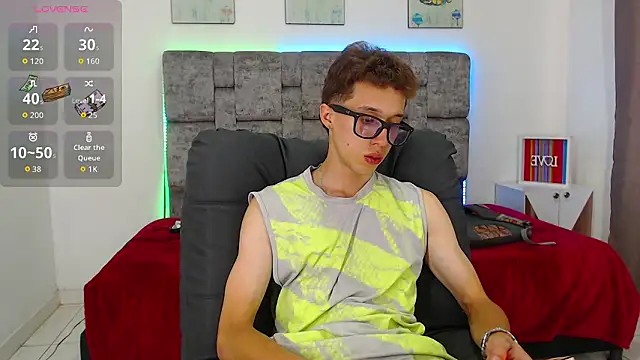 skinny bigcock02 online show from March 2, 9:32 pm