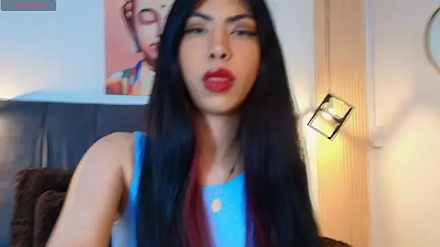 Snapshot of Cassie_bloom chatting on November 14, 7:34 pm Cassie bloom online show from November 14, 7:34 pm