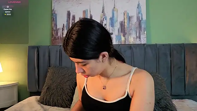 Cassie bloom online show from March 26, 3:56 am