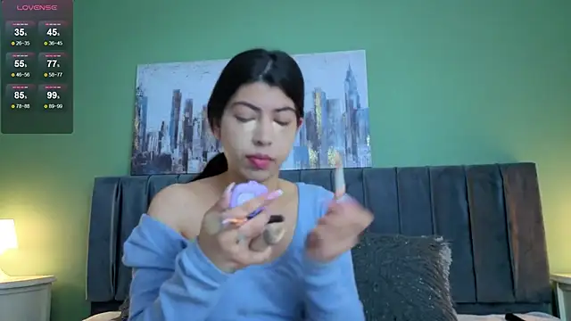 Cassie bloom online show from March 28, 3:39 am