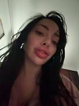 Mia Splash online show from February 2, 10:14 am