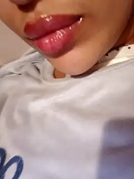 Sexlove1xo online show from October 30, 12:28 pm