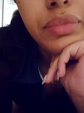 Sexlove1xo online show from March 27, 5:46 am