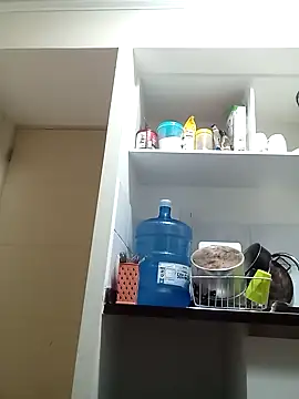 saritaorrego online show from February 25, 1:41 am