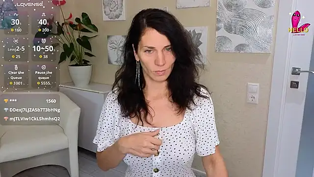 Snapshot of mylady_xenia chatting on September 30, 2:55 pm mylady xenia online show from September 30, 2:55 pm