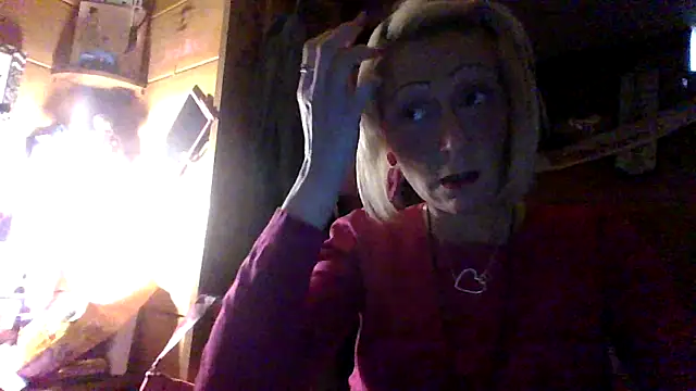 beautifulmee23 online show from February 23, 5:29 pm