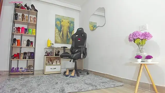 Camillevegas online show from November 27, 2:35 am