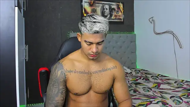 luigi hot  online show from March 20, 3:50 pm