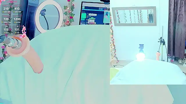 Genesis Love   online show from March 19, 12:56 pm