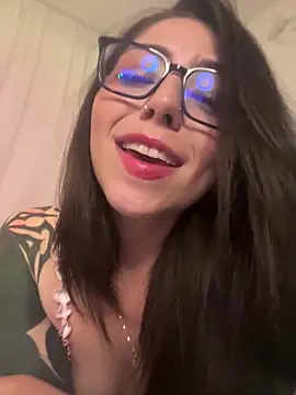 Snapshot of wicked_babyy chatting on March 10, 4:07 am wicked babyy online show from March 10, 4:07 am