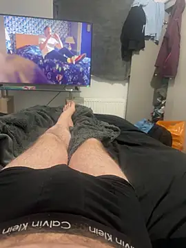 Snapshot of GrafterBen1 chatting on March 1, 1:51 am GrafterBen1 online show from March 1, 1:51 am