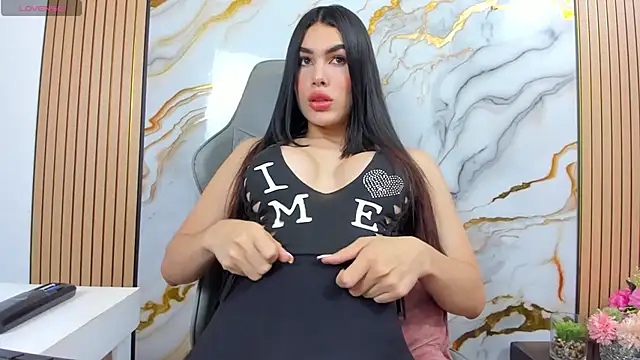 Hannaroosseee online show from June 20, 11:40 pm