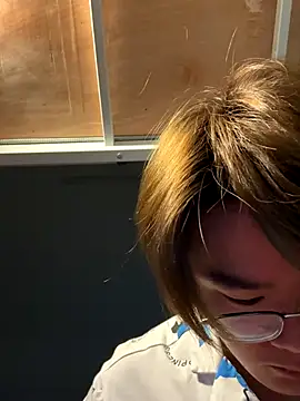 Snapshot of Anson0722 chatting on November 25, 3:23 pm Anson0722 online show from November 25, 3:23 pm