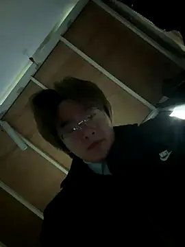 Snapshot of Anson0722 chatting on December 15, 3:05 pm Anson0722 online show from December 15, 3:05 pm