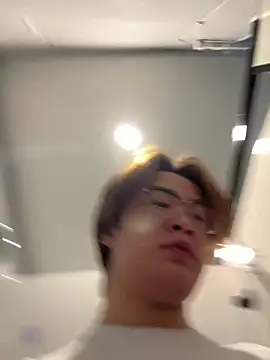 Snapshot of Anson0722 chatting on January 6, 2:43 pm Anson0722 online show from January 6, 2:43 pm