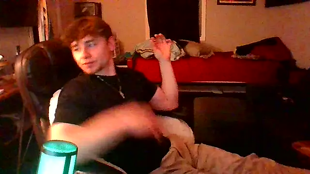 JCstrings online show from March 1, 4:47 am