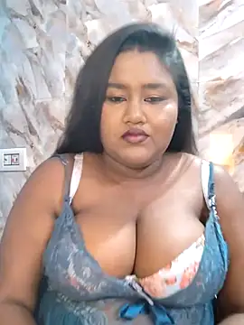 horny diana online show from April 12, 5:07 pm