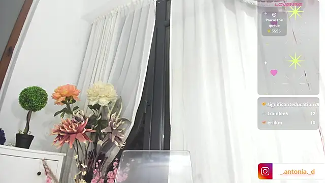 Bella Posh online show from November 14, 6:28 pm