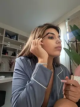 Bella Posh online show from January 9, 7:55 am