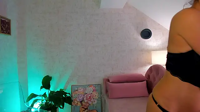 Kaya Sins online show from December 14, 5:13 am