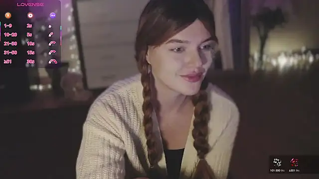 Snapshot of CherryRed_Girl chatting on September 26, 9:41 pm CherryRed Girl online show from September 26, 9:41 pm