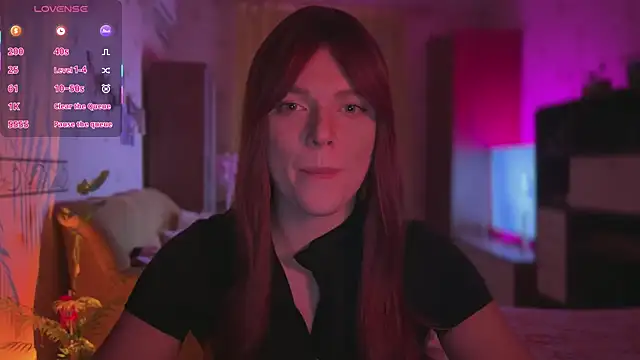 CherryRed Girl online show from March 11, 9:32 pm