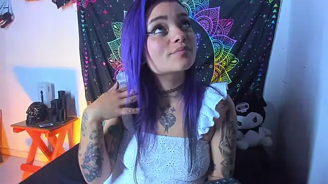 Snapshot of ChloeAllennn chatting on March 14, 3:26 am ChloeAllennn online show from March 14, 3:26 am