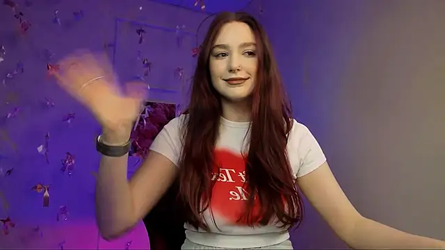 hazel sullivan online show from April 3, 8:23 am