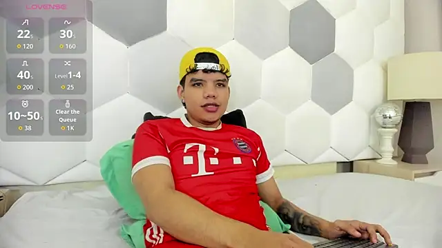 Axel Forte online show from October 25, 1:18 pm