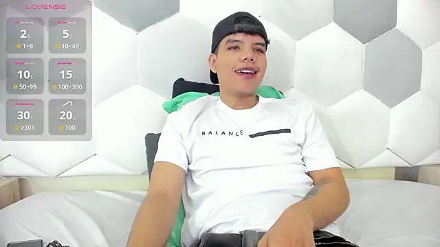 Axel Forte online show from November 7, 1:33 pm