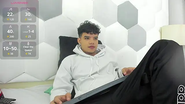 Axel Forte online show from December 5, 1:09 pm