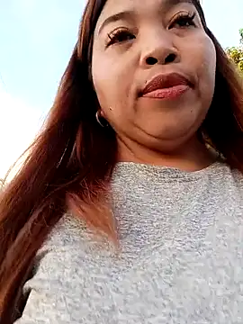 Snapshot of Sweet_fatty18 chatting on June 8, 9:37 pm Sweet fatty18 online show from June 8, 9:37 pm