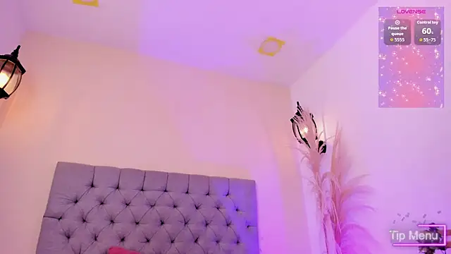 Maite Smith  online show from March 6, 2:46 pm