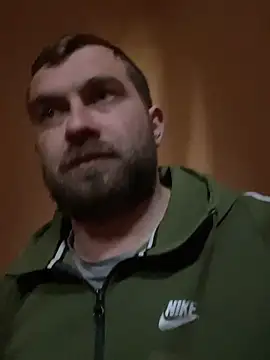 Snapshot of daniel21p chatting on March 4, 2:21 pm daniel21p online show from March 4, 2:21 pm