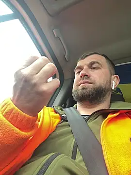 Snapshot of daniel21p chatting on March 11, 9:02 am daniel21p online show from March 11, 9:02 am