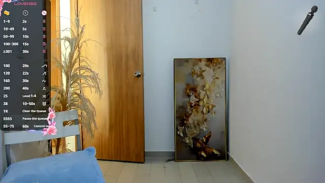 jessyegoldenn online show from March 28, 7:13 pm