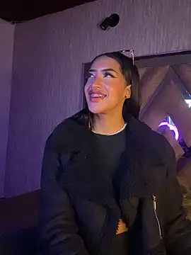 MichelleDiaz Pink online show from November 9, 1:26 am