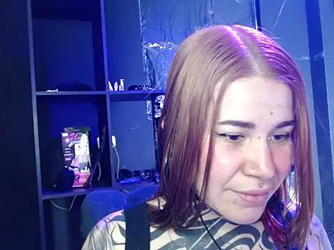 Snapshot of Pandora_9666 chatting on January 13, 6:35 pm Pandora 9666 online show from January 13, 6:35 pm