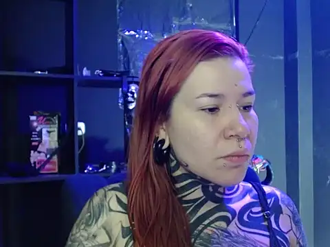 Snapshot of Pandora_9666 chatting on February 5, 2:33 pm Pandora 9666 online show from February 5, 2:33 pm