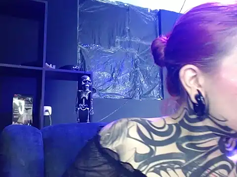 Snapshot of Pandora_9666 chatting on February 13, 4:14 pm Pandora 9666 online show from February 13, 4:14 pm