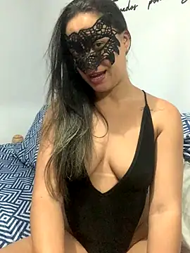 Snapshot of Belatantrica chatting on October 15, 3:06 am Belatantrica online show from October 15, 3:06 am