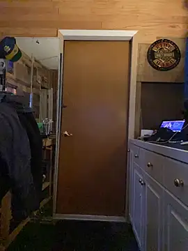 Snapshot of Polaroid_White chatting on November 13, 7:40 am Polaroid White online show from November 13, 7:40 am