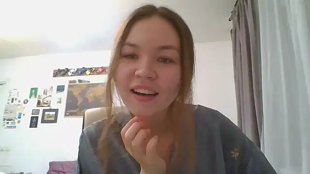 Glitter Doll online show from February 25, 5:58 pm
