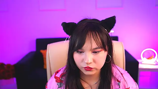 Snapshot of HanaWise chatting on March 7, 2:23 pm HanaWise online show from March 7, 2:23 pm