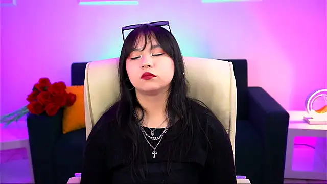 Snapshot of HanaWise chatting on March 13, 8:15 am HanaWise online show from March 13, 8:15 am