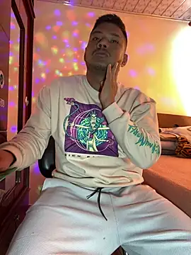 Saipuer31 online show from February 2, 5:00 pm