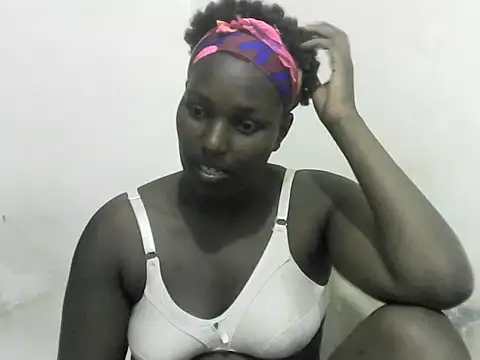 Snapshot of Sweet-Sins_ chatting on February 24, 1:53 pm Sweet-Sins online show from February 24, 1:53 pm