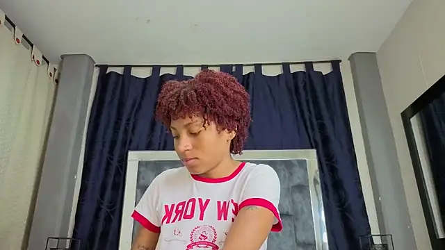 Effie cooper online show from November 8, 1:11 pm