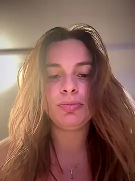 Snapshot of gynna_kimera chatting on October 31, 3:07 am gynna kimera online show from October 31, 3:07 am